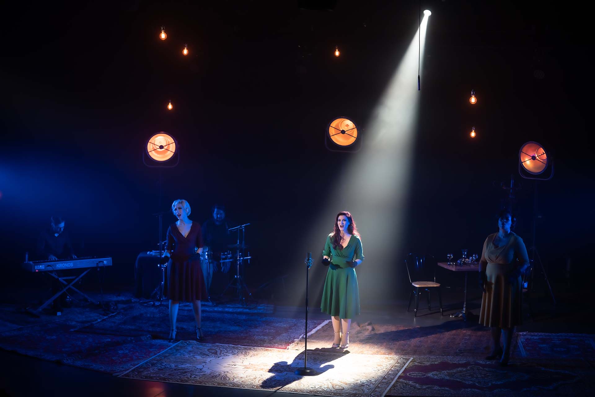 Shooting des Poo Pee Doo Sisters par Denis Grudet